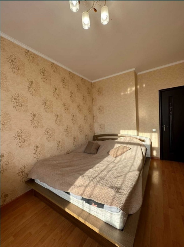 Оренда 1-кімнатної квартири 40 м², Регенераторна вул., 4, корпус 6