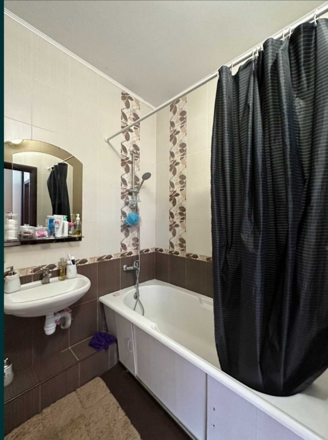 Оренда 1-кімнатної квартири 40 м², Регенераторна вул., 4, корпус 6