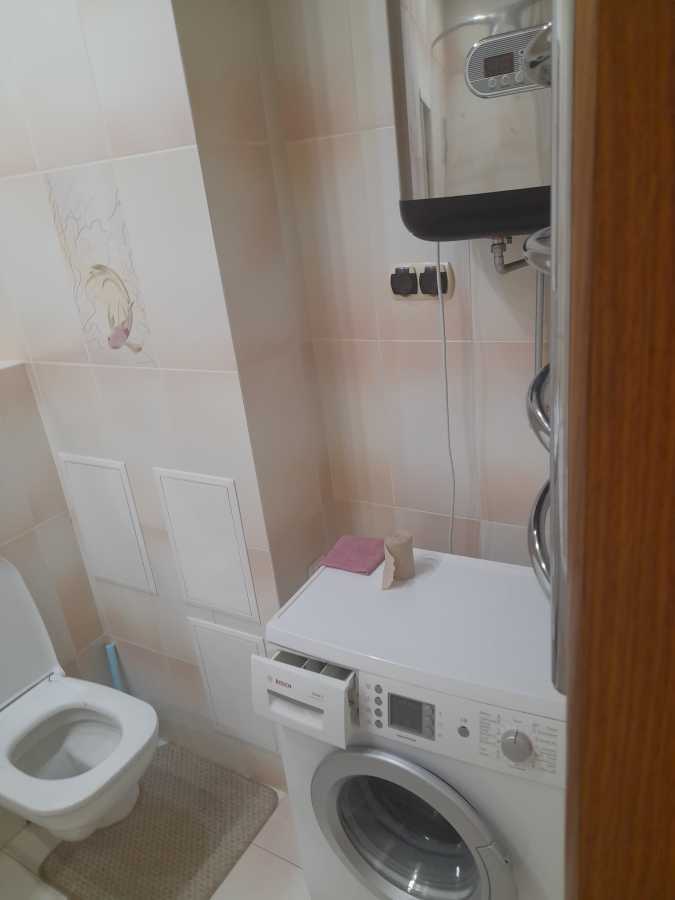 Оренда 1-кімнатної квартири 52 м², Бориса Гмирі вул., 4