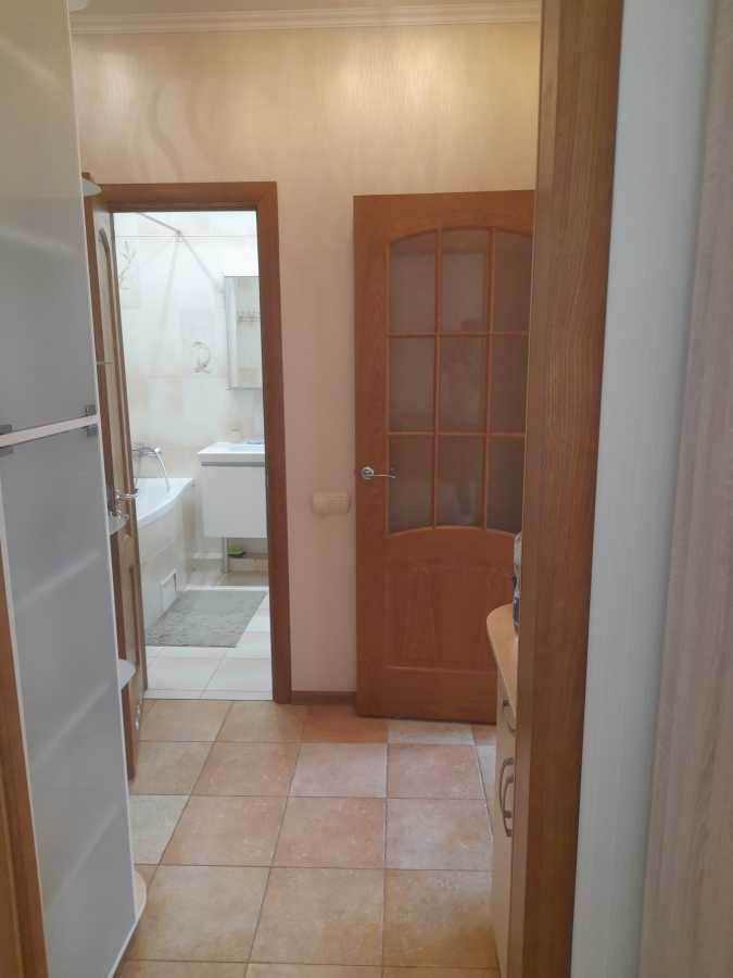 Оренда 1-кімнатної квартири 52 м², Бориса Гмирі вул., 4