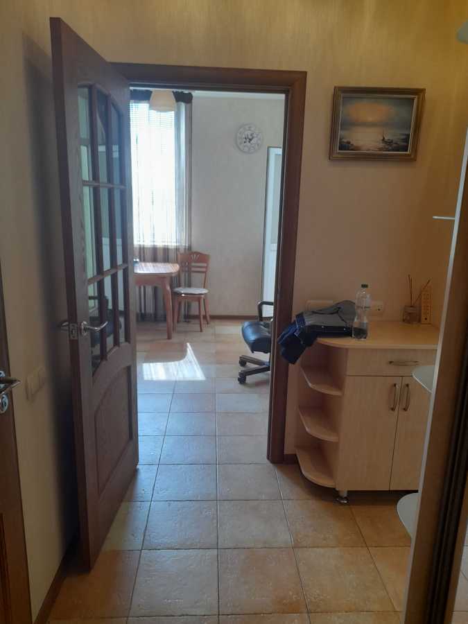 Оренда 1-кімнатної квартири 52 м², Бориса Гмирі вул., 4