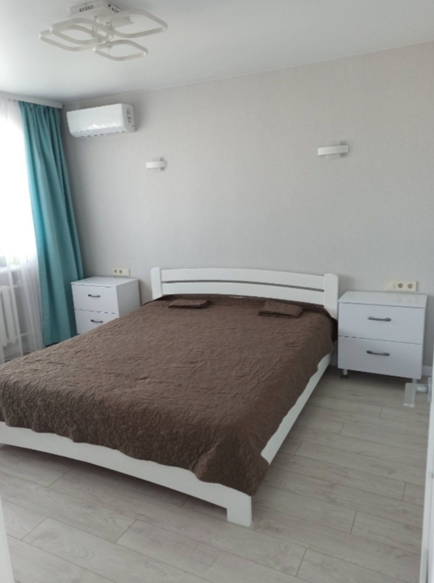 Оренда 2-кімнатної квартири 57 м², Русанівська наб., 16