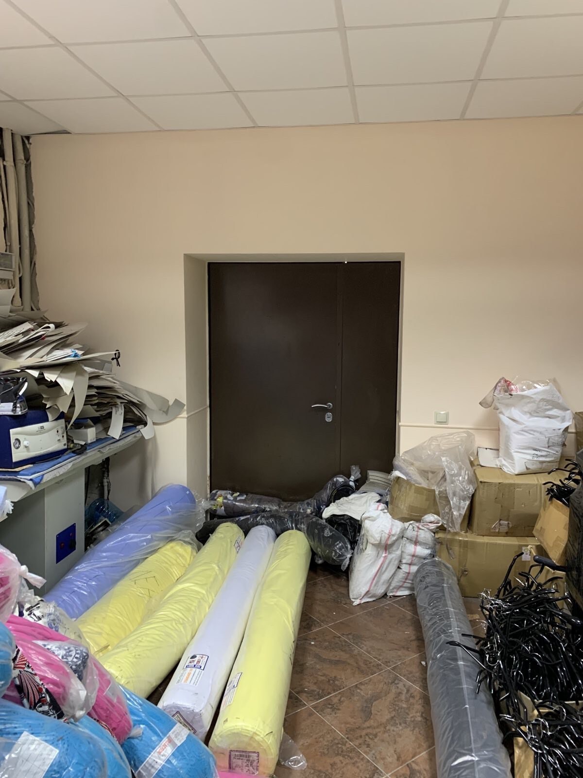Продаж приміщення вільного призначення 300 м², Драгоманова вул., 15