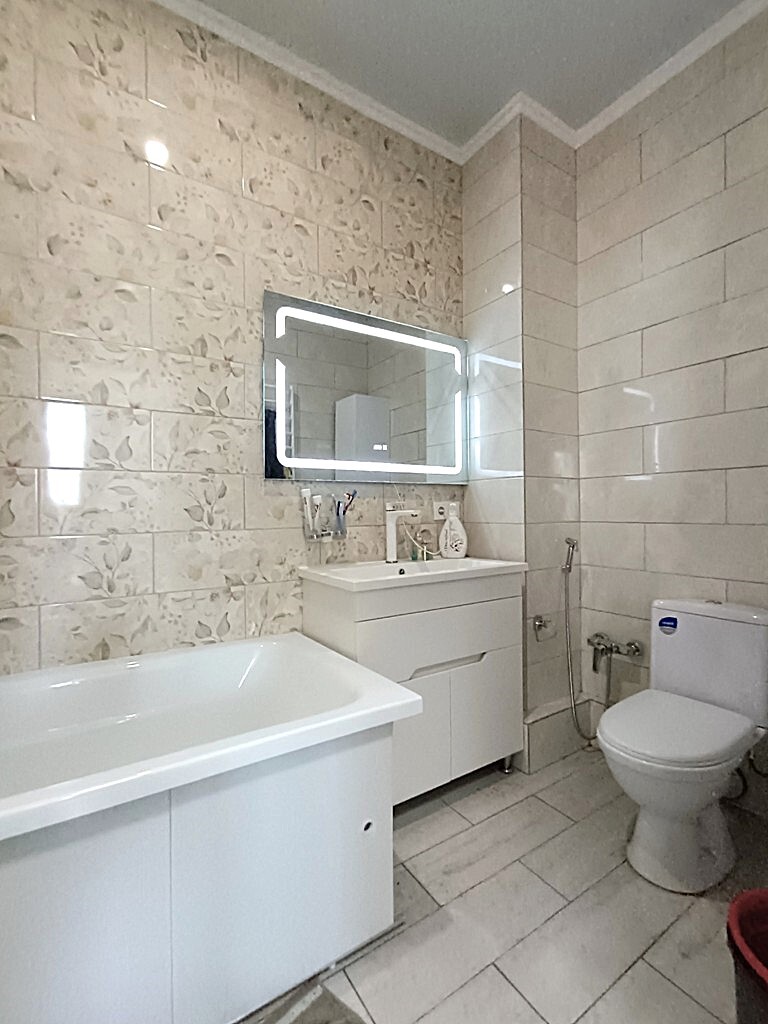 Продажа 3-комнатной квартиры 93 м², Люстдорфская дор., 55/3