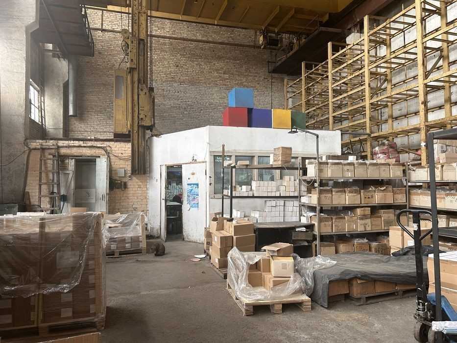 Аренда склада 420 м², Вацлава Гавела бул.