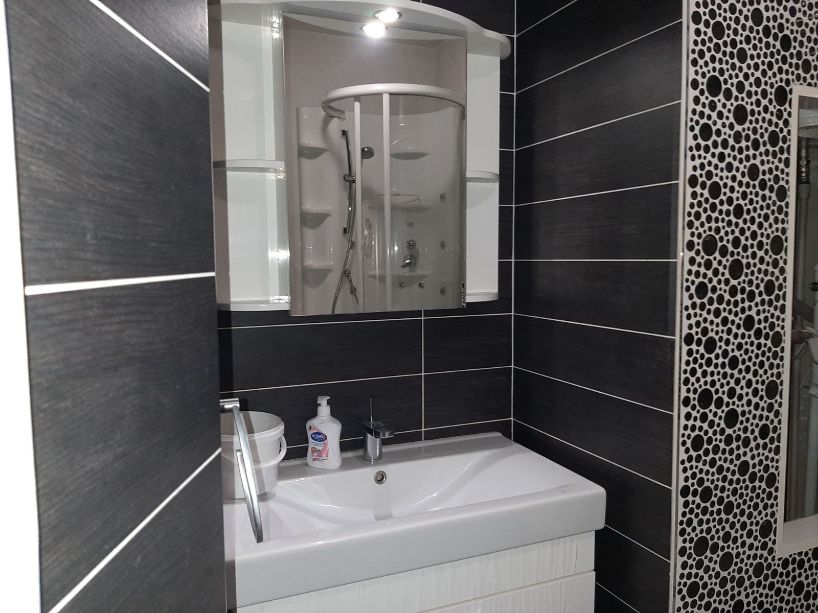 Оренда 1-кімнатної квартири 56 м², Градинська вул., 9