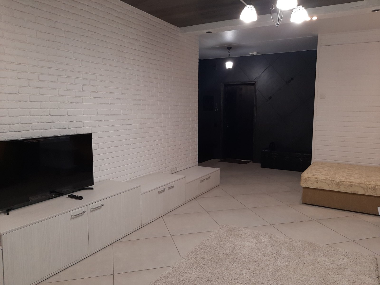 Оренда 1-кімнатної квартири 56 м², Градинська вул., 9