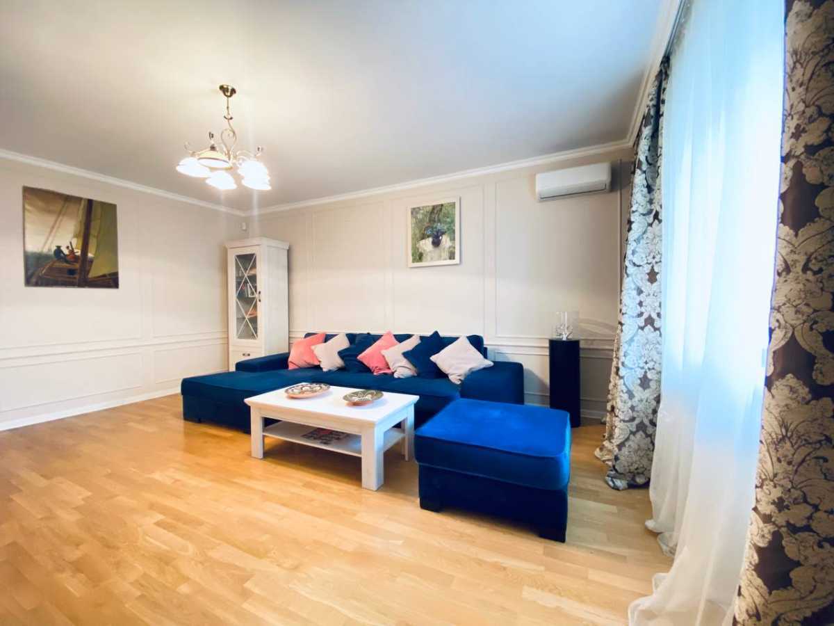 Оренда 3-кімнатної квартири 93 м², Шовковична вул., 29