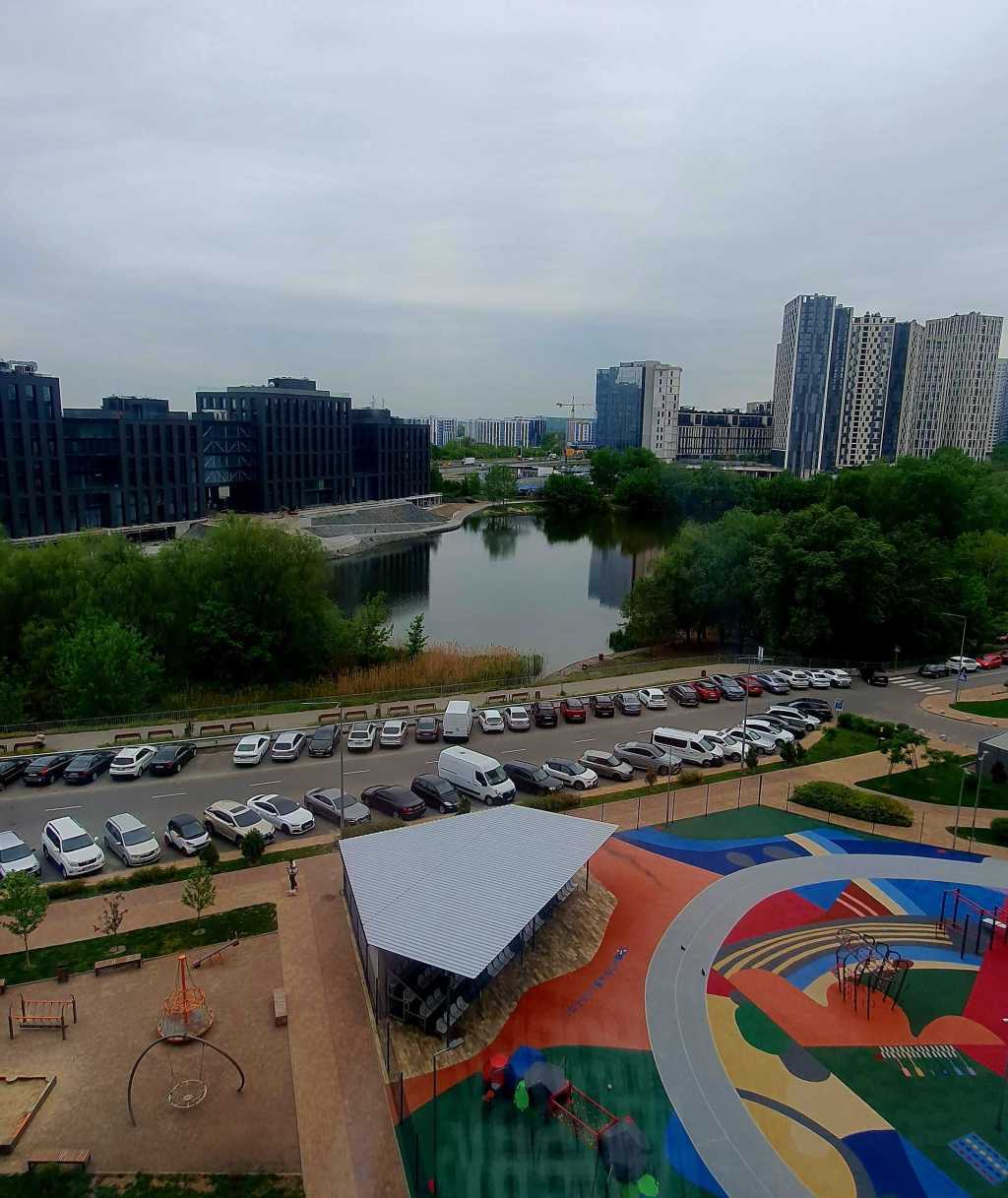 Продаж 1-кімнатної квартири 47.5 м², Дніпровська наб., 20а