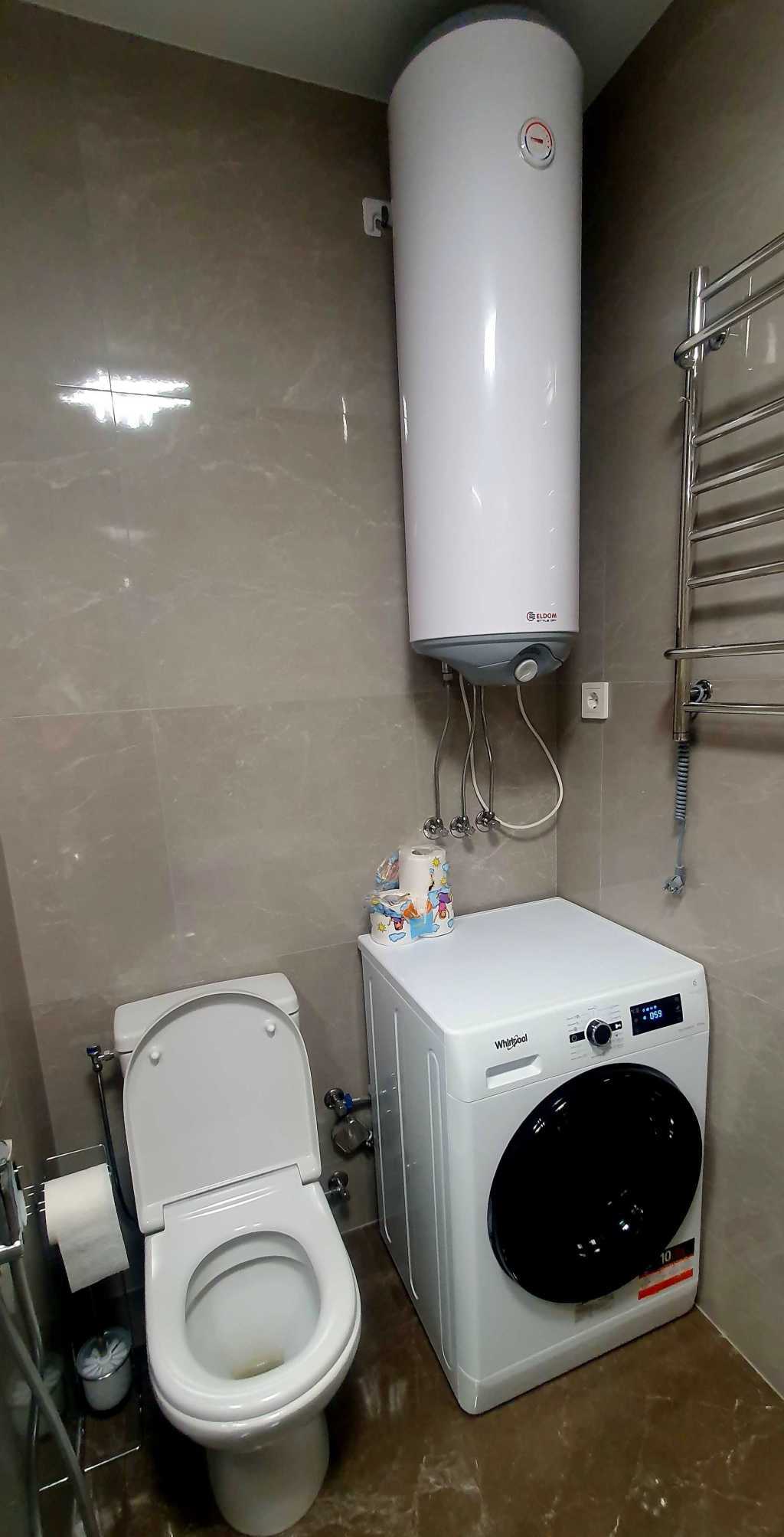 Продаж 1-кімнатної квартири 47.5 м², Дніпровська наб., 20а