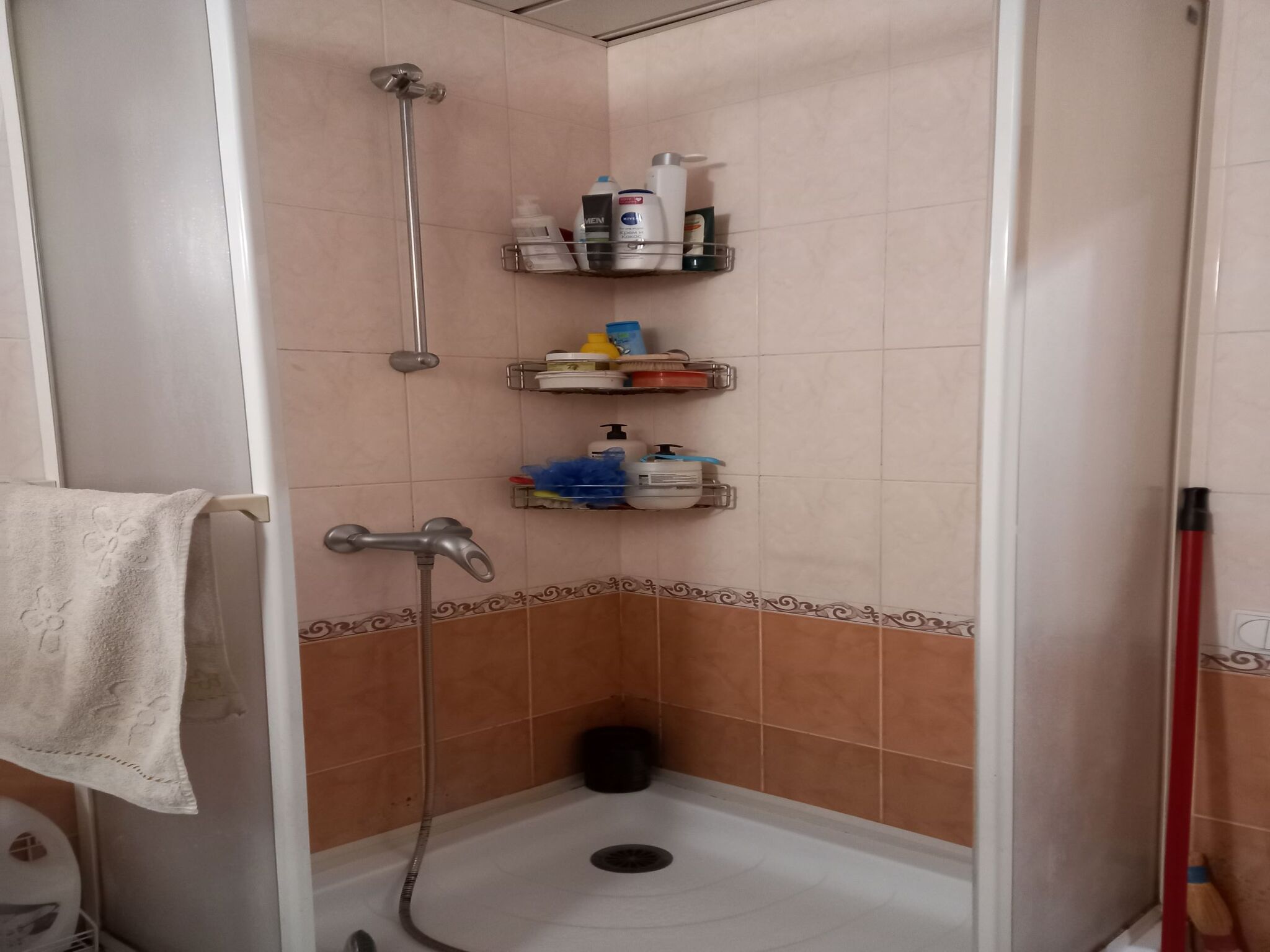 Продажа 1-комнатной квартиры 42 м², Богомаза ул., 190