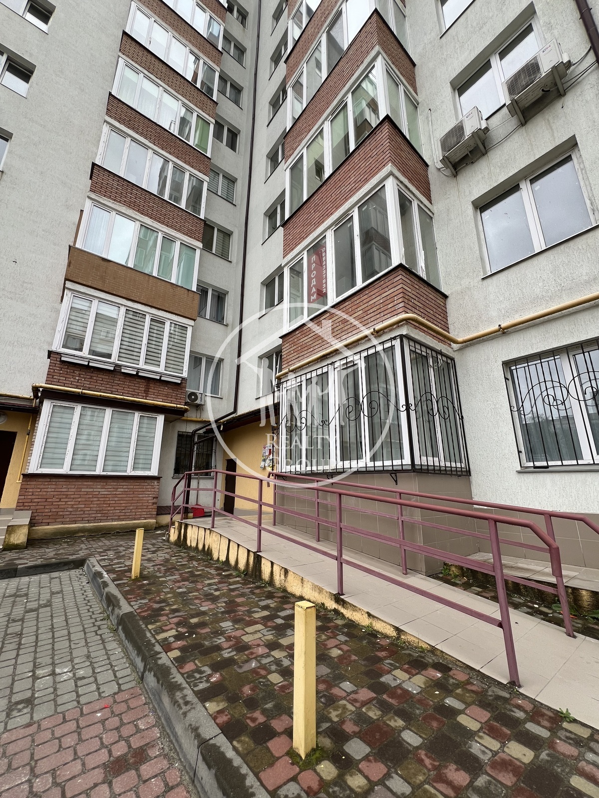Продажа 2-комнатной квартиры 69 м², Ивана Величковского ул., вул.61