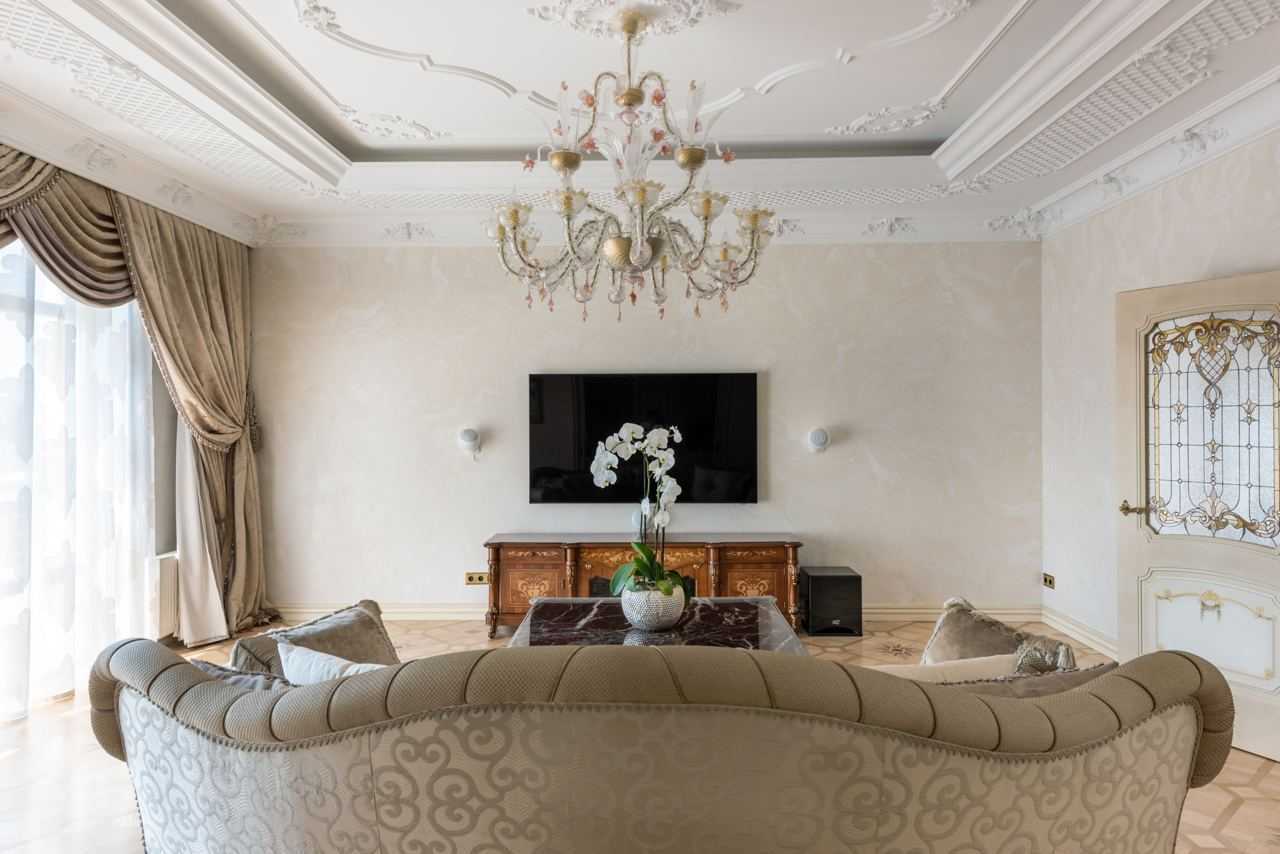 Продажа 5-комнатной квартиры 212 м², Крещатик ул., 27Б