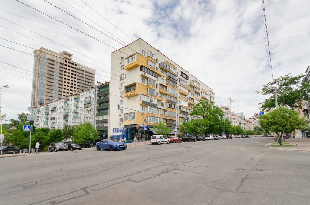 Продажа 2-комнатной квартиры 45 м², Большая Васильковская ул., 112