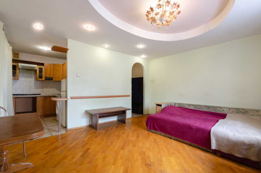 Продажа 2-комнатной квартиры 45 м², Большая Васильковская ул., 112