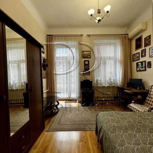 Продажа 2-комнатной квартиры 55 м², Михайловская ул., 22Б