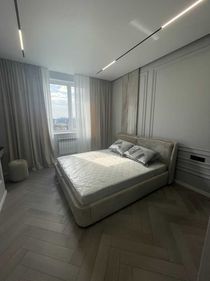 Аренда 1-комнатной квартиры 62 м², Михаила Драгомирова ул., 14А