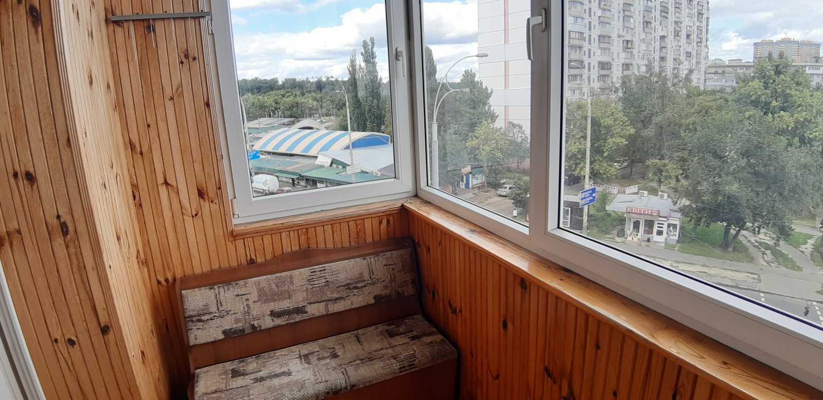 Оренда 3-кімнатної квартири 106 м², Автозаводська вул., 99/4