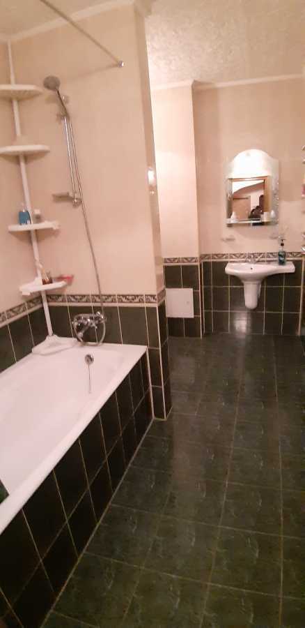 Оренда 3-кімнатної квартири 106 м², Автозаводська вул., 99/4