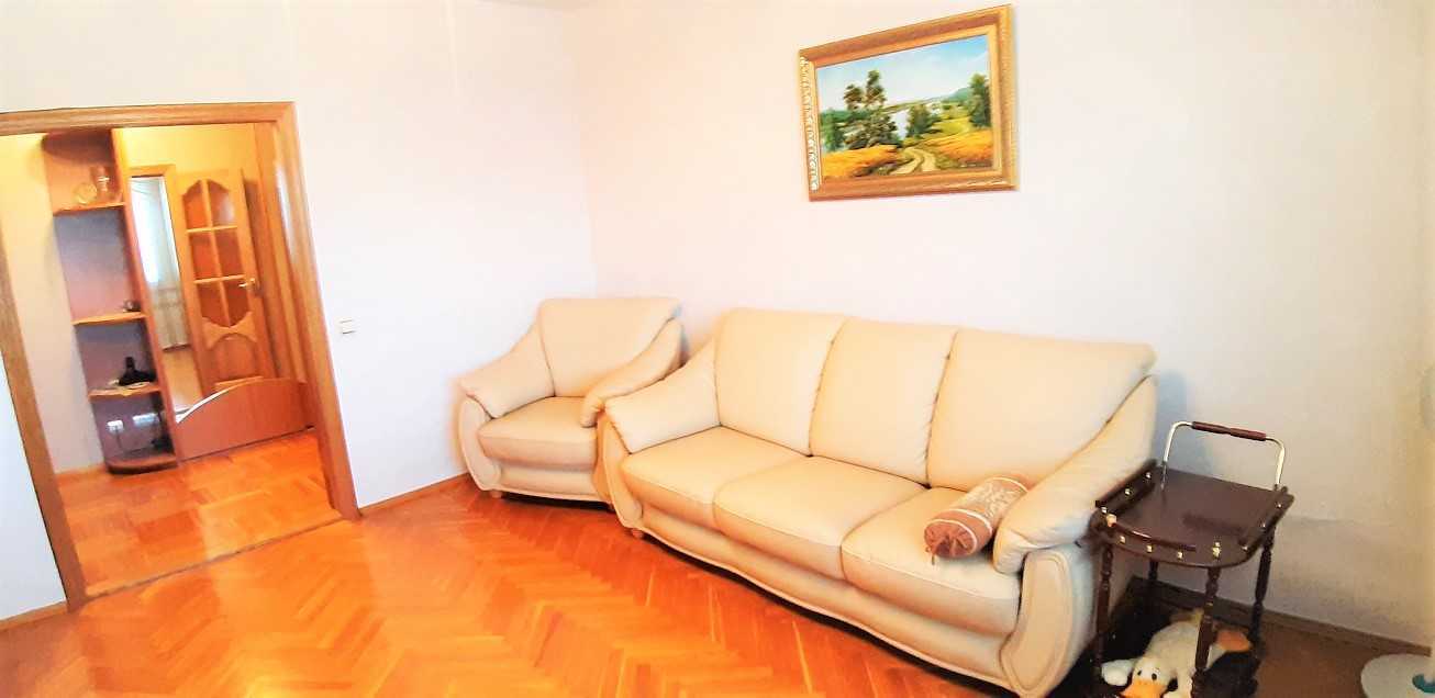 Оренда 3-кімнатної квартири 106 м², Автозаводська вул., 99/4