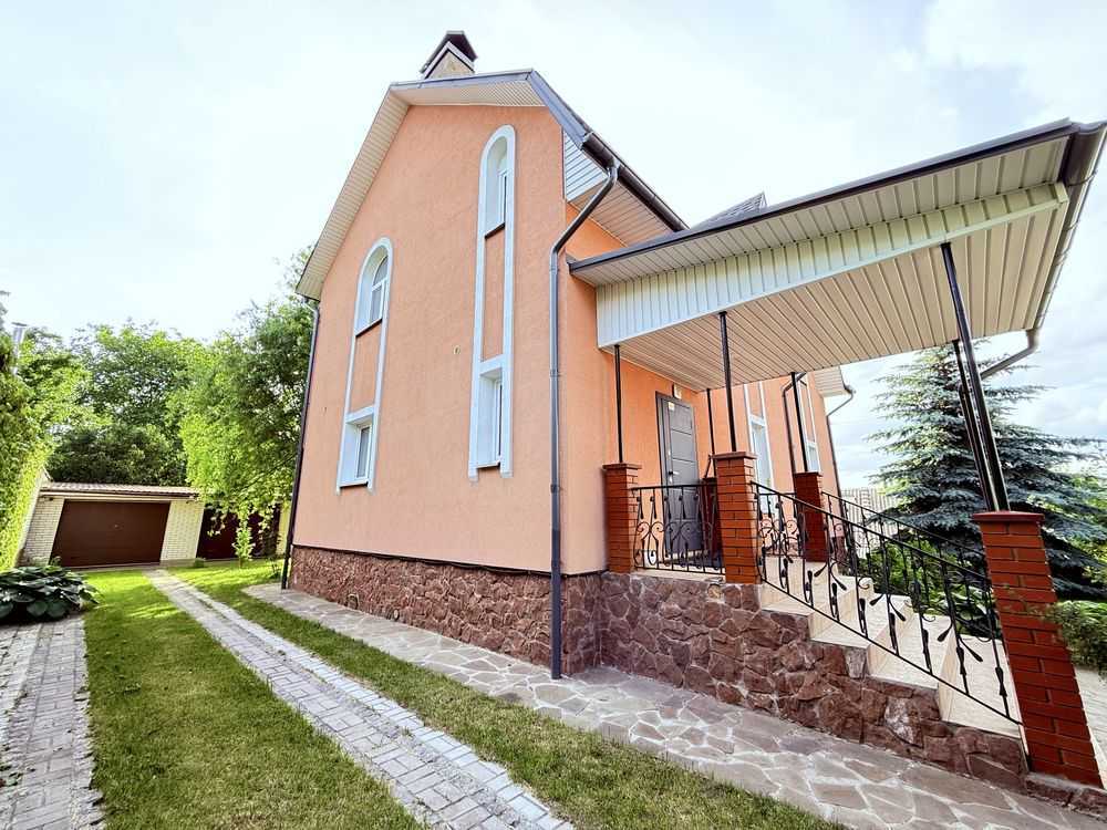 Оренда будинку 200 м², Листопадна вул.
