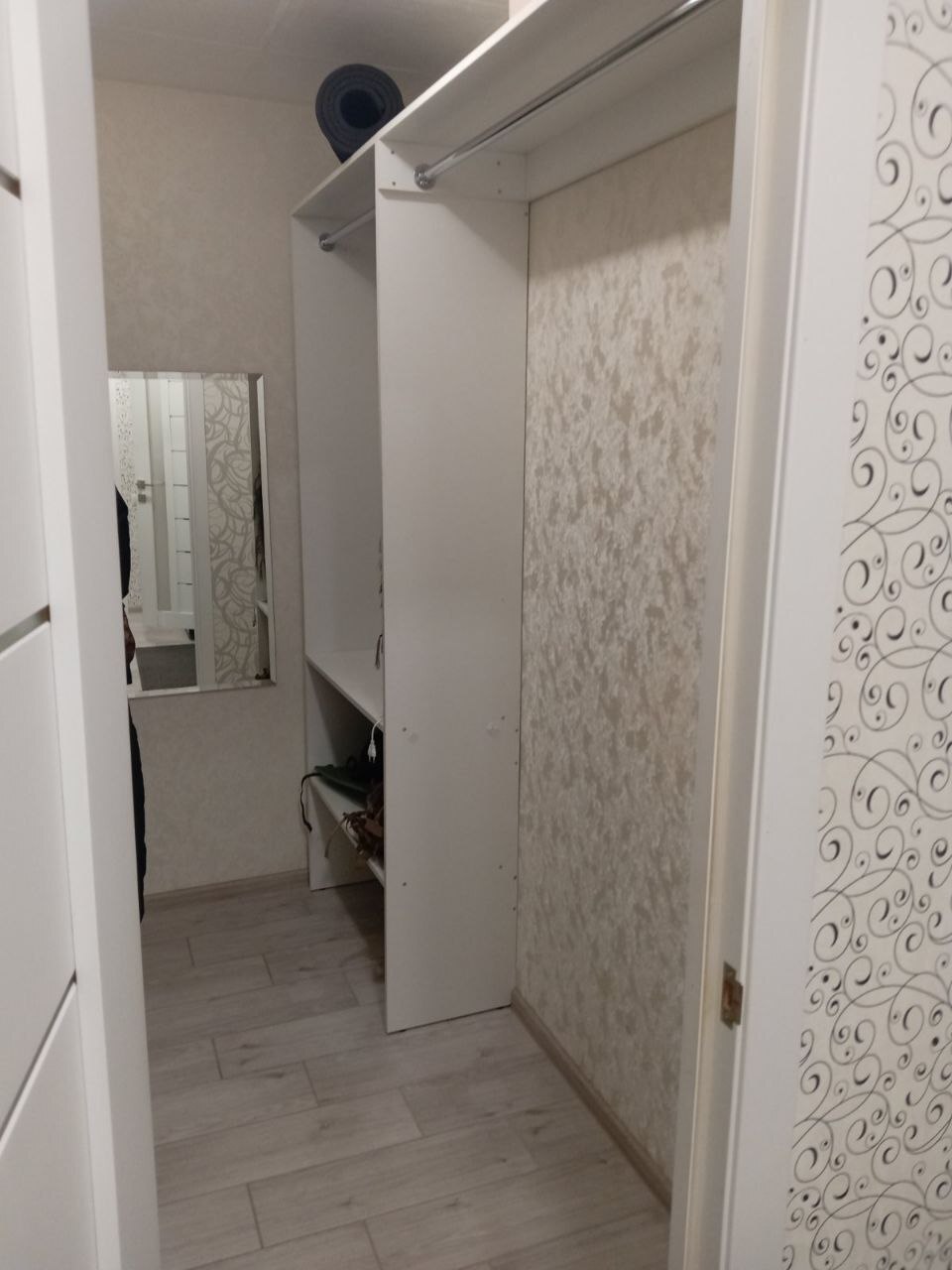 Продаж 1-кімнатної квартири 42 м², Михайла Лушпи просп.