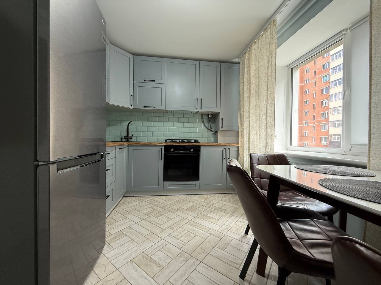 Продаж 2-кімнатної квартири 45.1 м², Луганська вул.