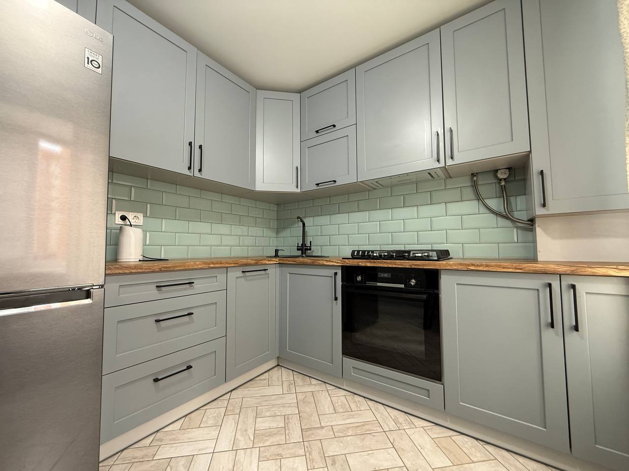 Продаж 2-кімнатної квартири 45.1 м², Луганська вул.