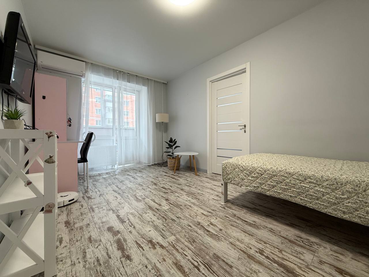 Продаж 2-кімнатної квартири 45.1 м², Луганська вул.