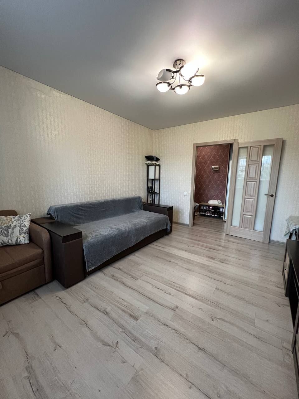 Продажа 1-комнатной квартиры 46.5 м², Михаила Лушпы просп.