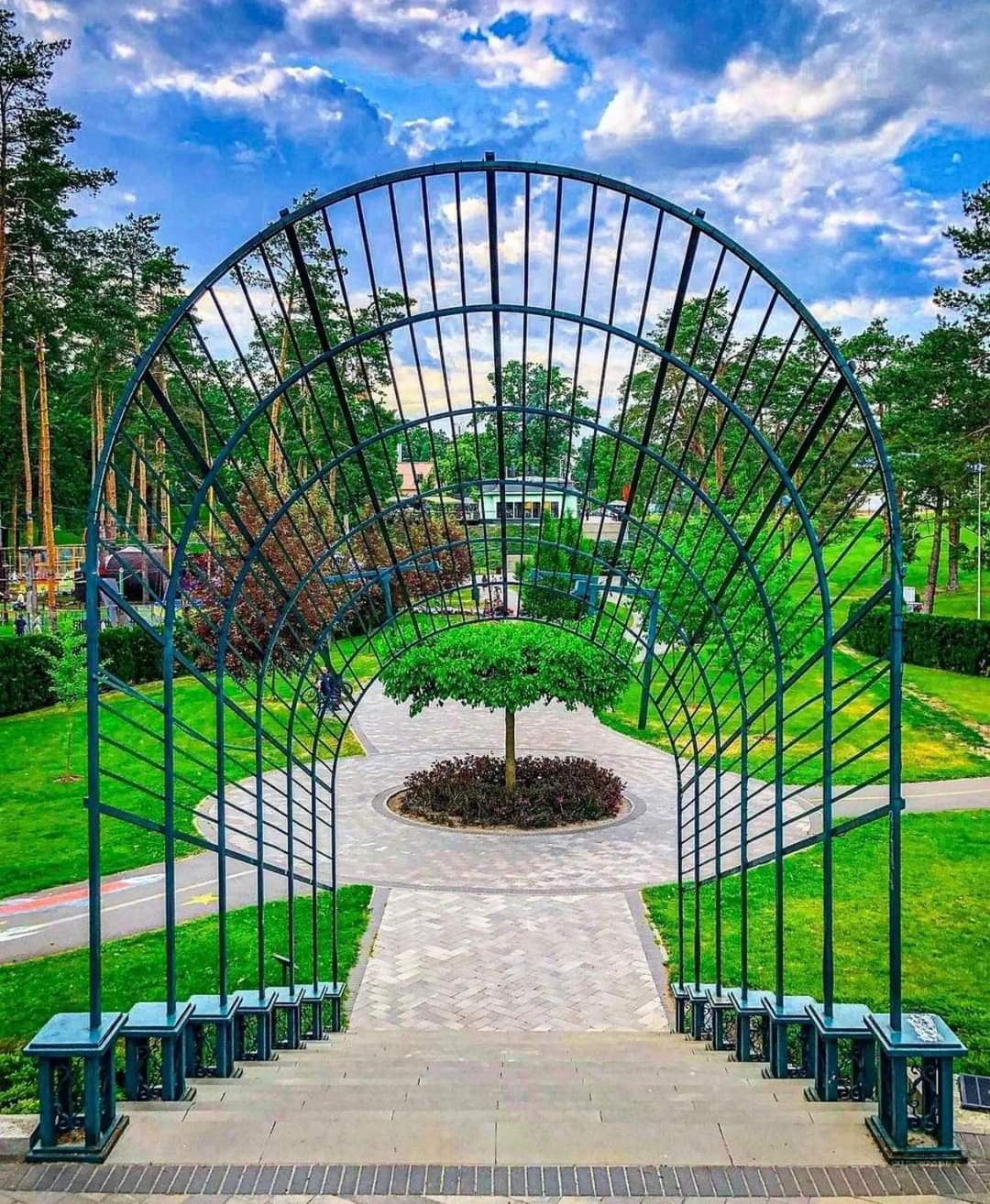 Продаж 3-кімнатної квартири 74 м², Тищенко вул.