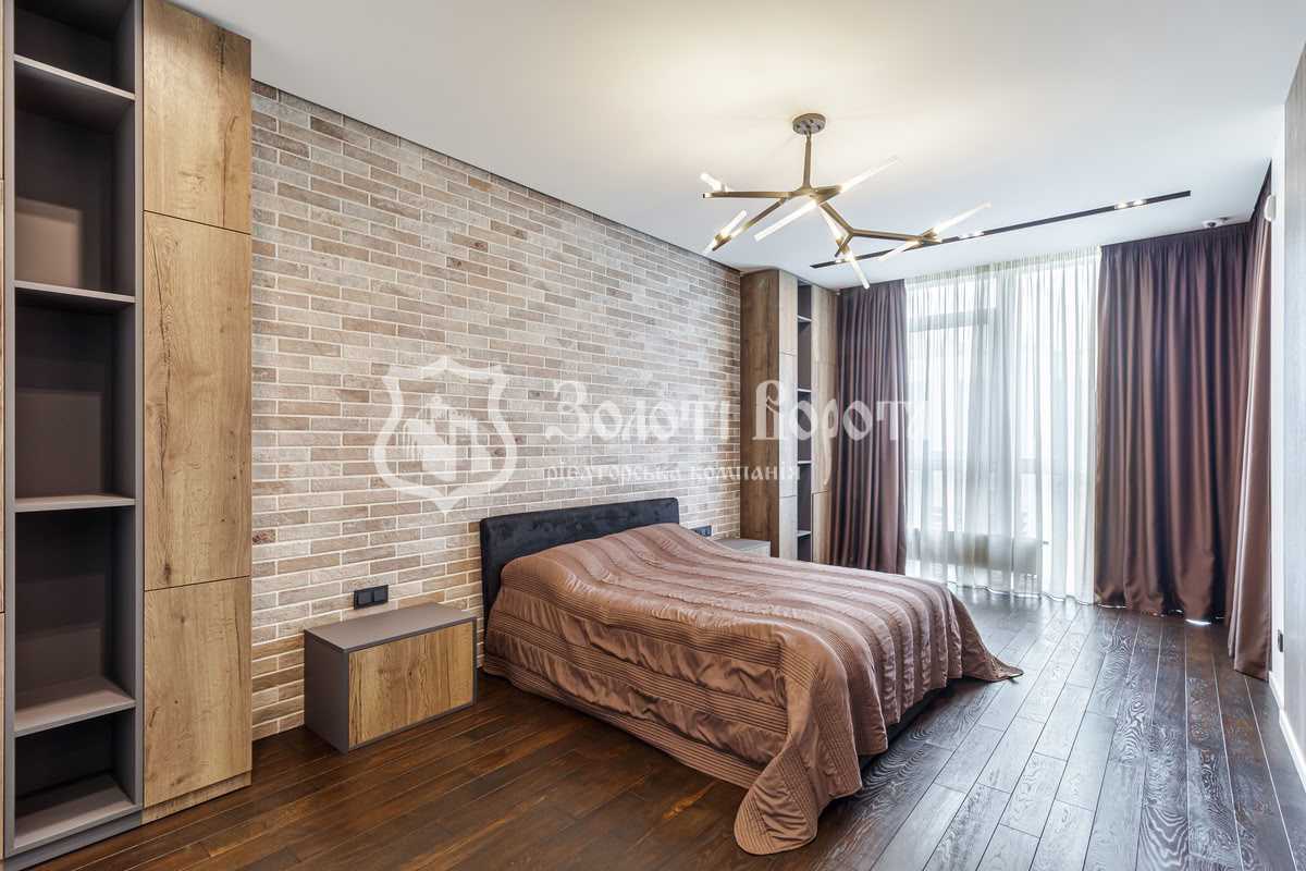 Продажа 5-комнатной квартиры 280 м², Предславинская ул., 57