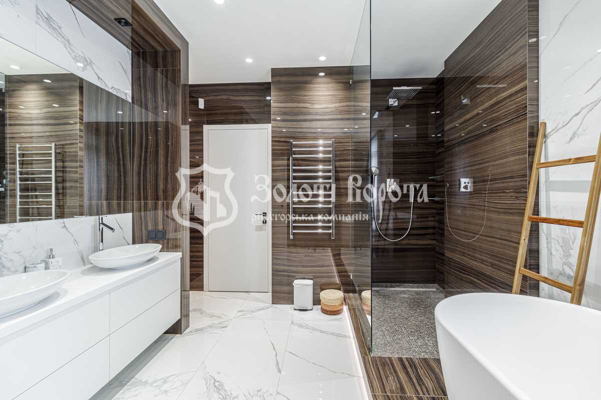 Продажа 5-комнатной квартиры 280 м², Предславинская ул., 57
