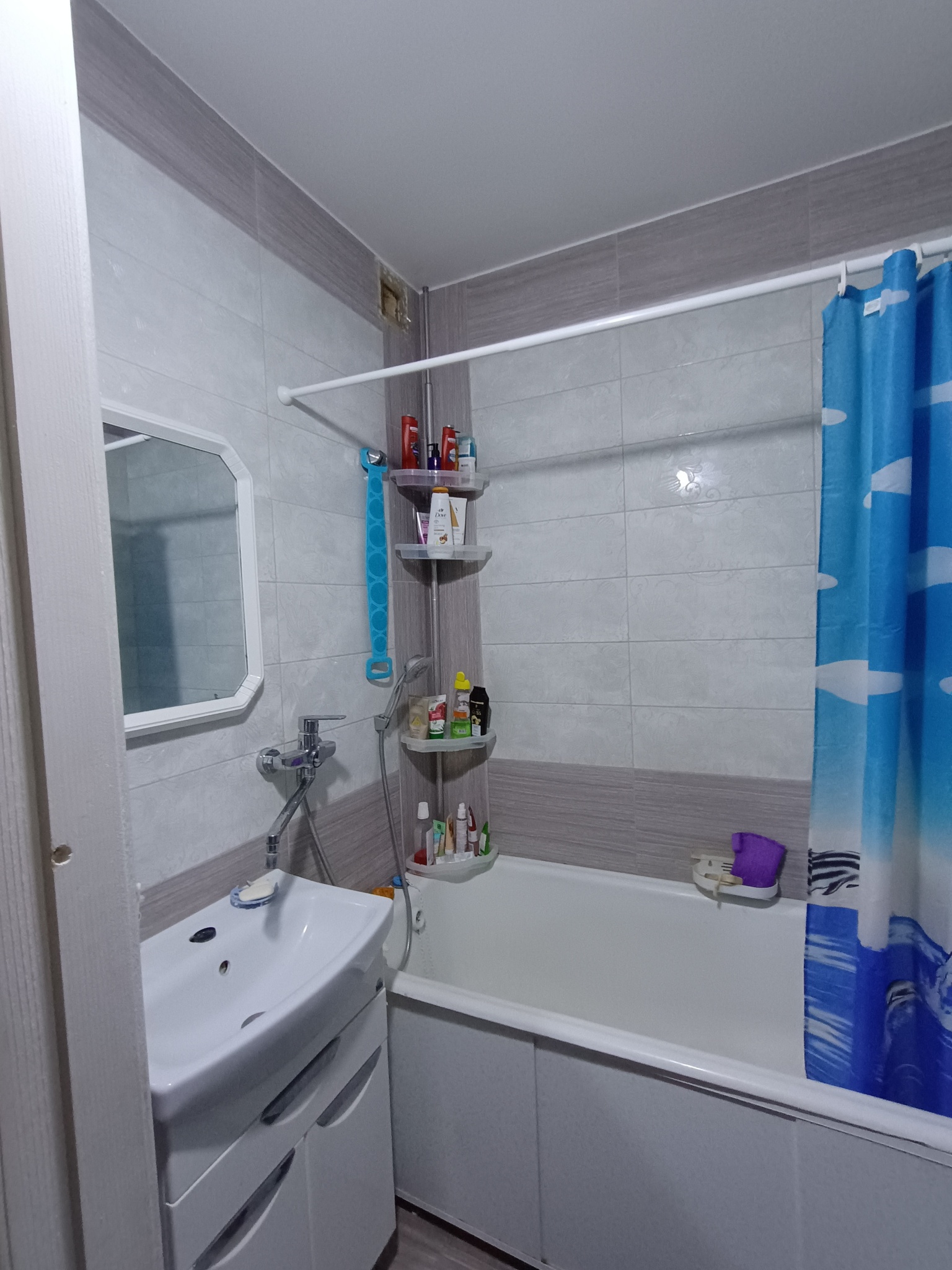 Продаж 3-кімнатної квартири 63 м², Покровська вул.