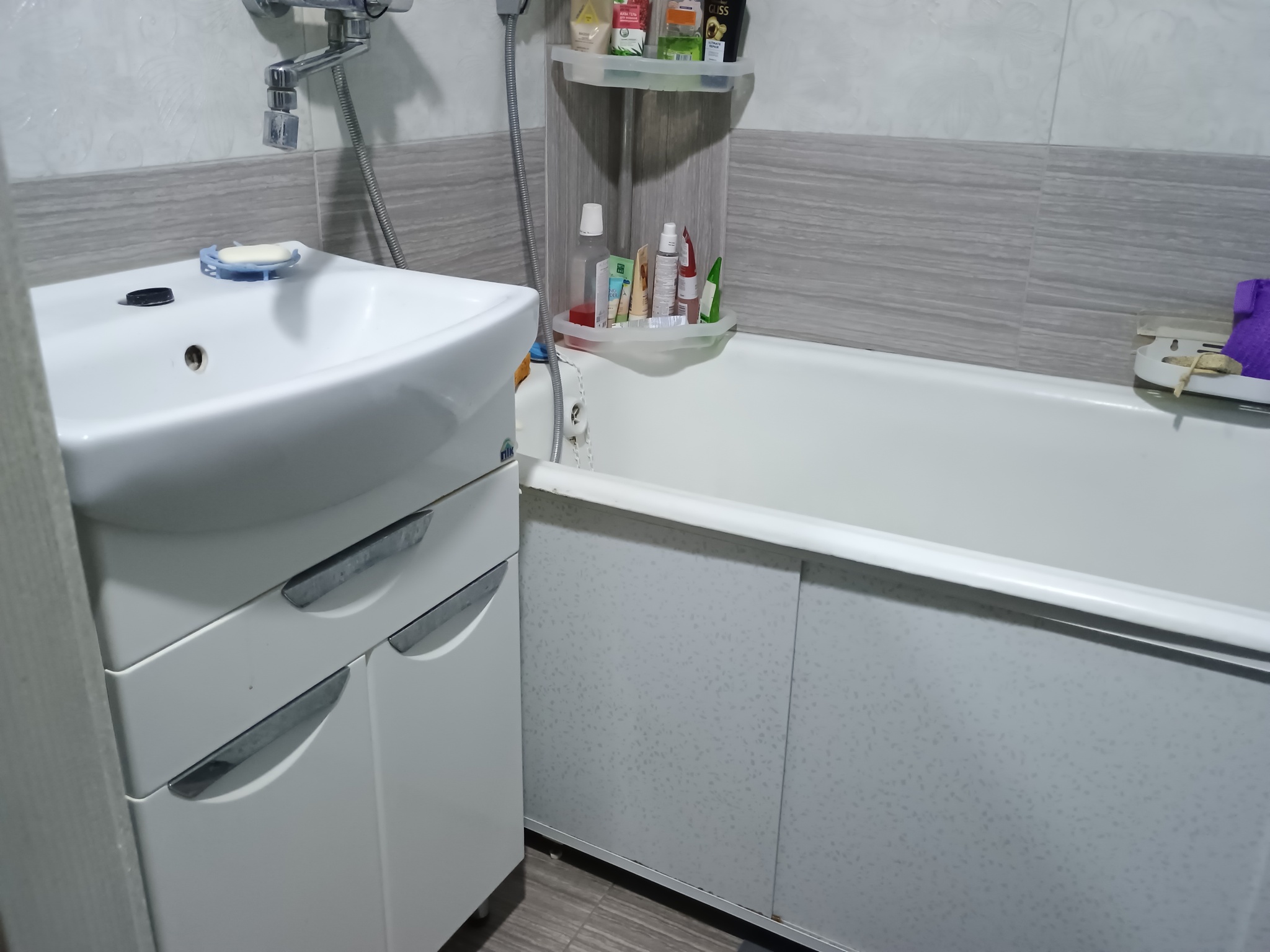 Продаж 3-кімнатної квартири 63 м², Покровська вул.