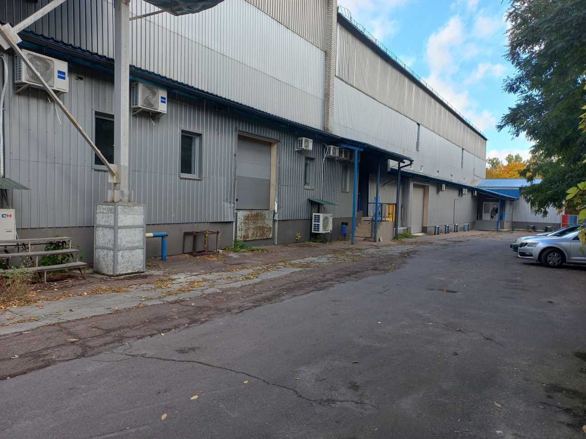 Продаж виробничого приміщення 3400 м², Миколи Василенка вул.