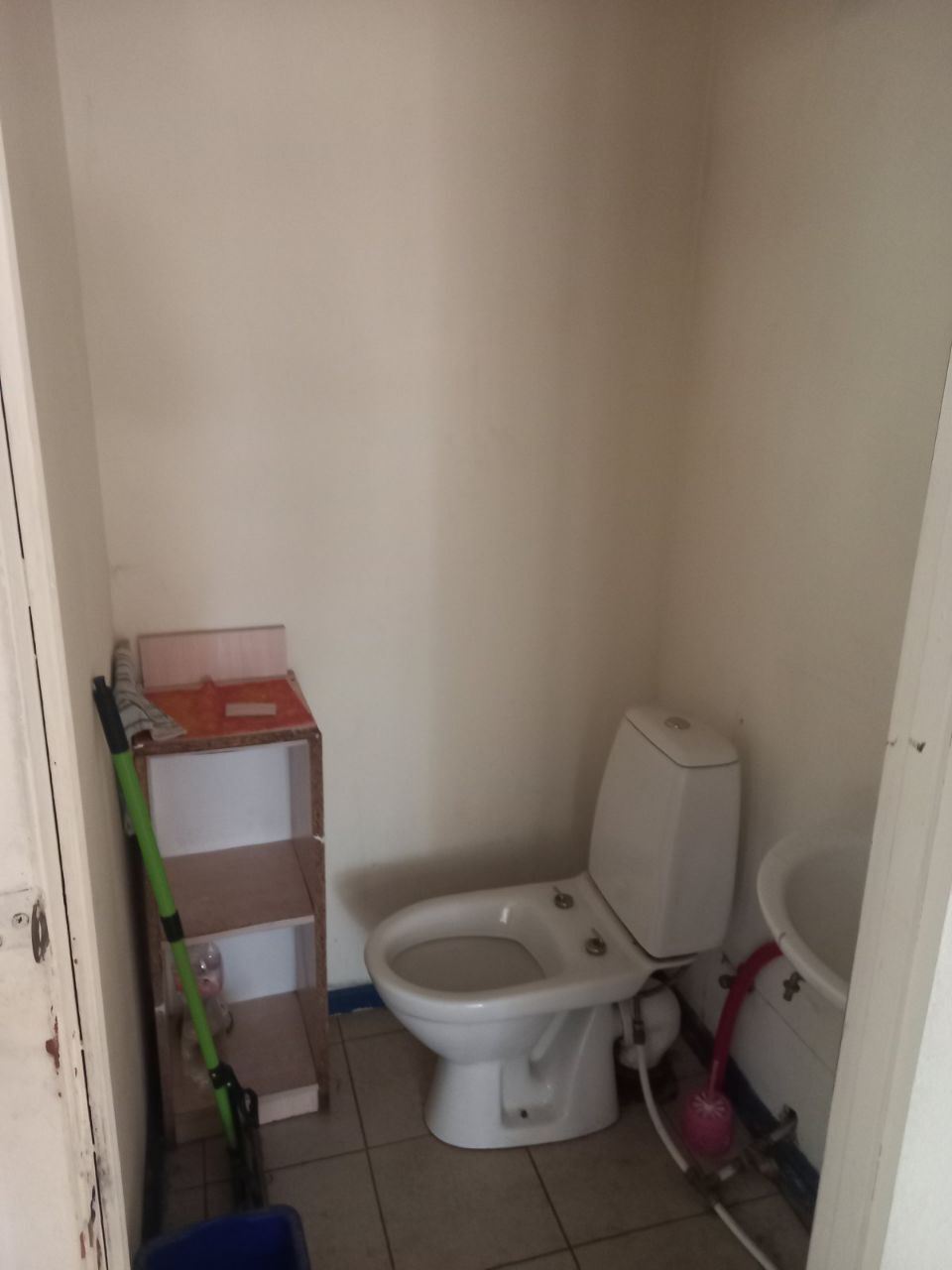 Продаж комерції 49 м², Старомостова пл., 1