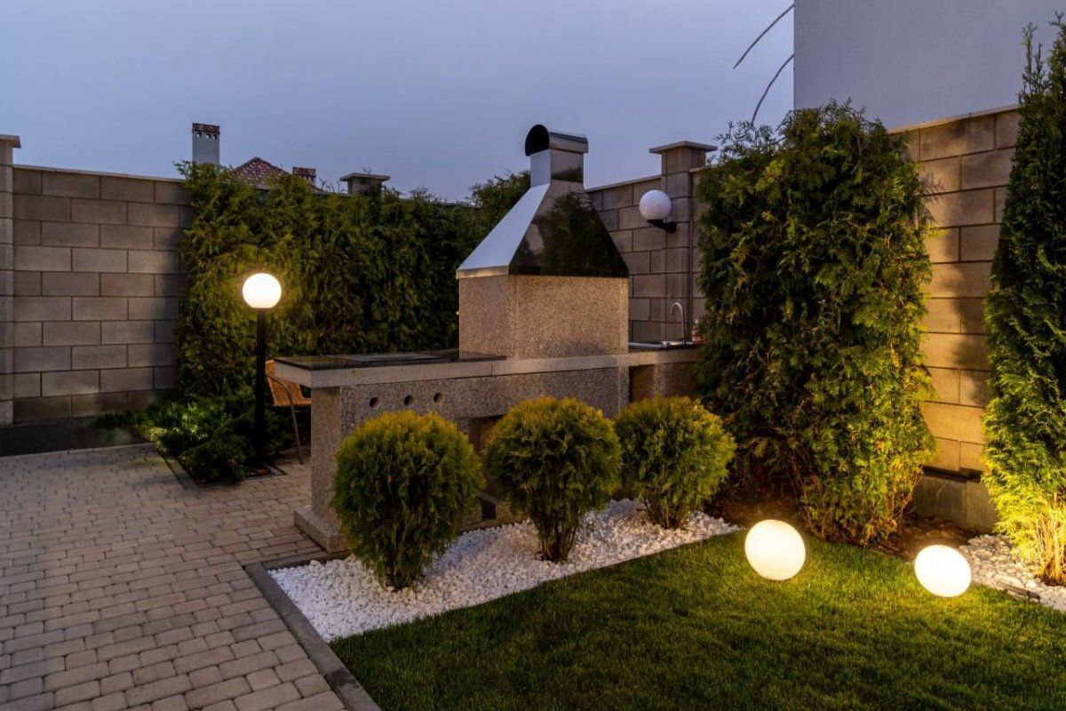 Оренда будинку 200 м², Центральна вул., 1