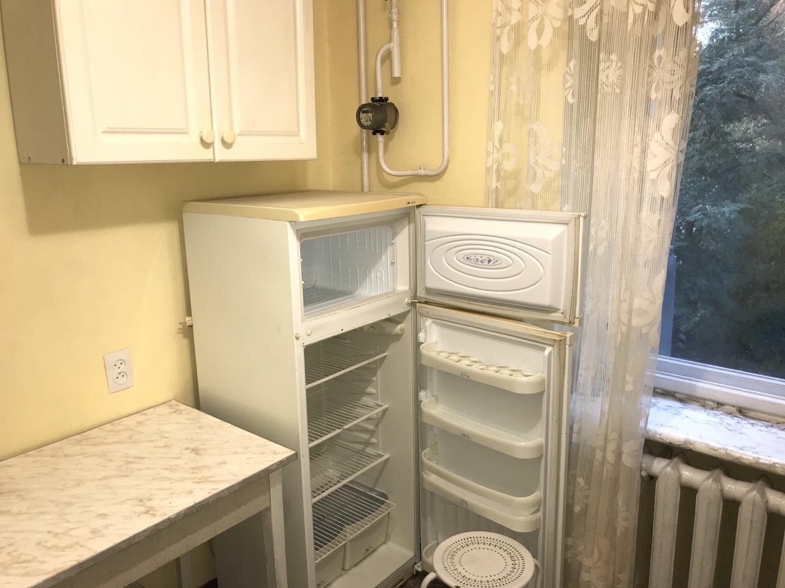 Оренда 1-кімнатної квартири 30 м², Колекторна вул., 3