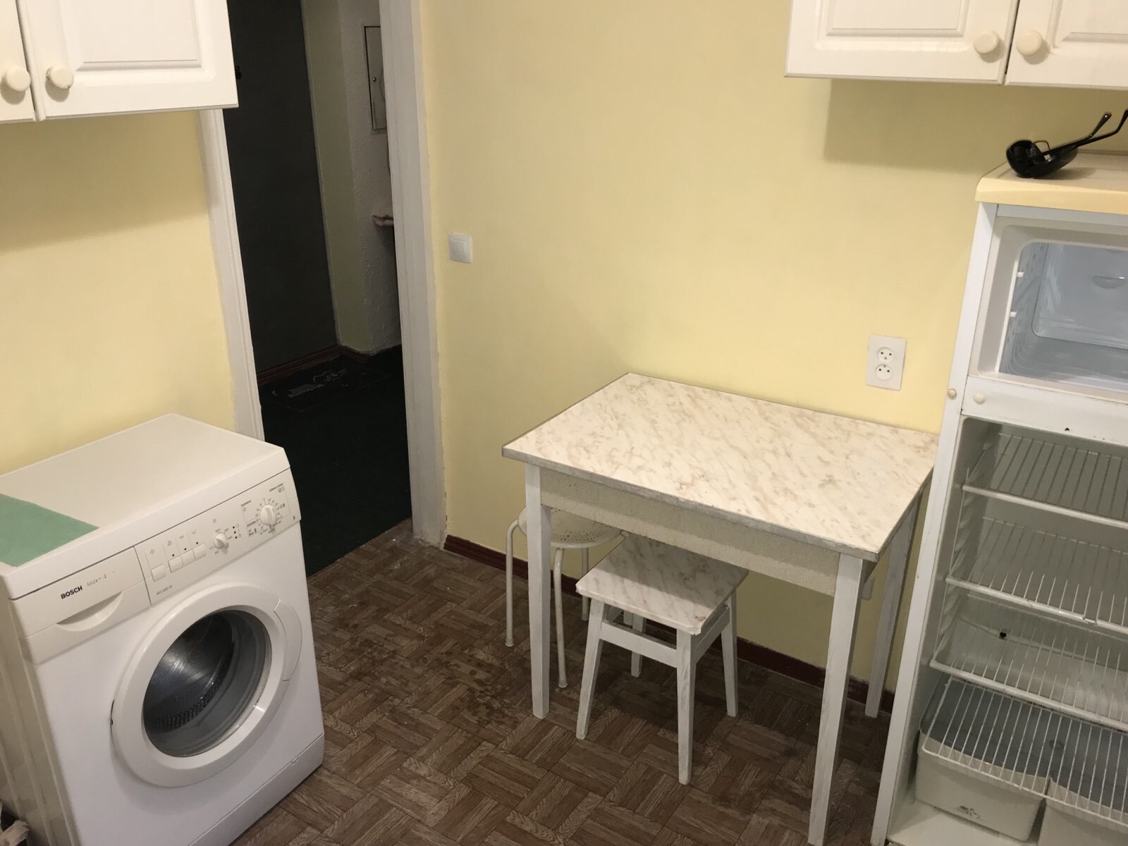 Оренда 1-кімнатної квартири 30 м², Колекторна вул., 3