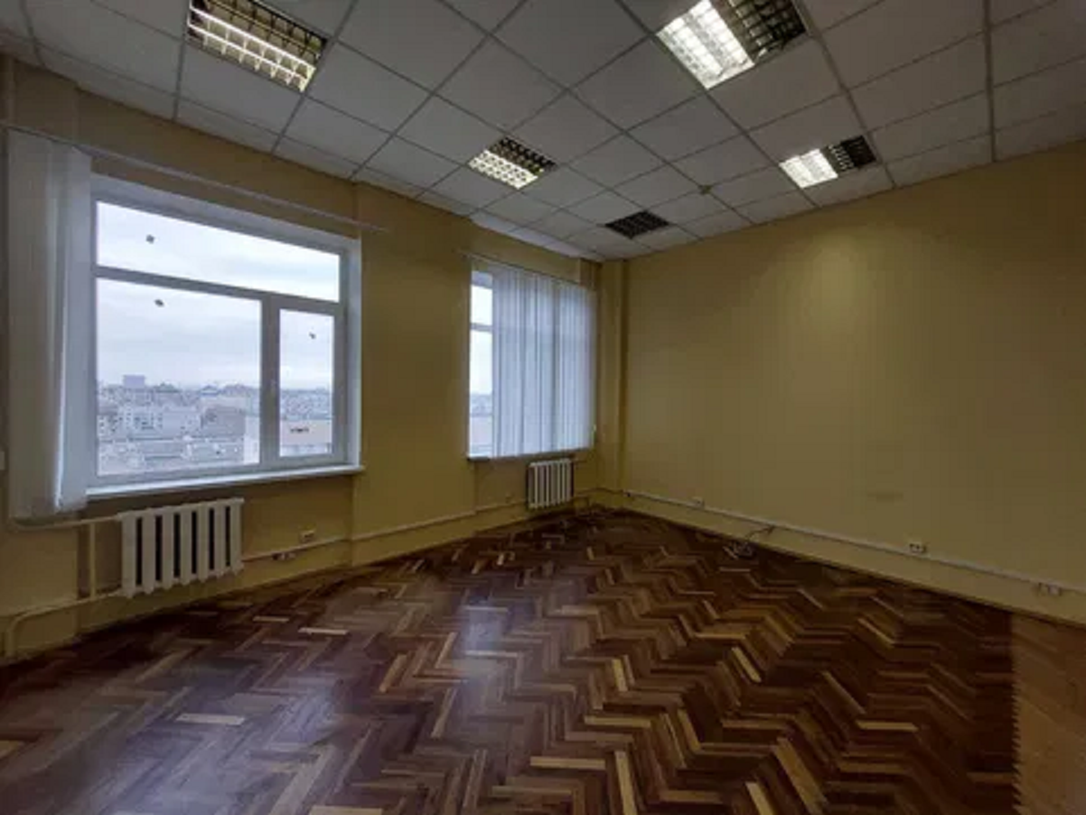 Аренда офиса 26 м², Кирилловская ул., 19/21