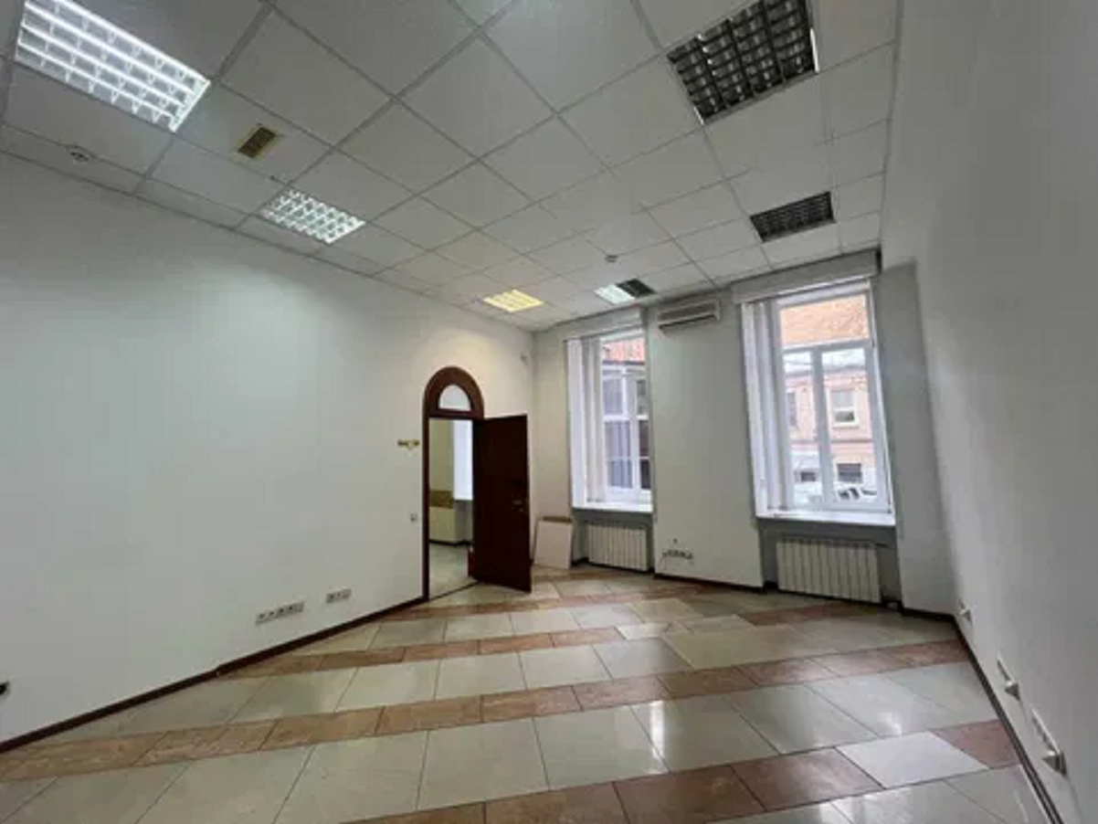 Аренда офиса 165 м², Петра Сагайдачного ул., 10
