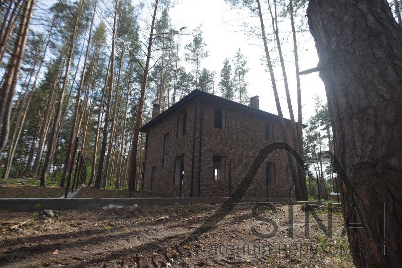 Продаж будинку 200 м², Тракторна вул., 95В