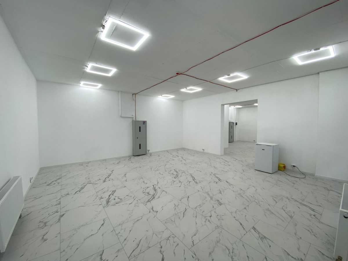 Аренда другого торгового помещения 94 м², Михаила Максимовича ул., 26