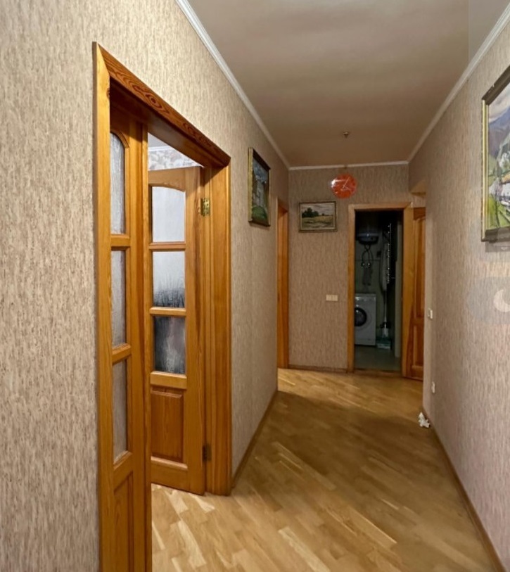 Аренда 3-комнатной квартиры 100 м², Введенская ул.