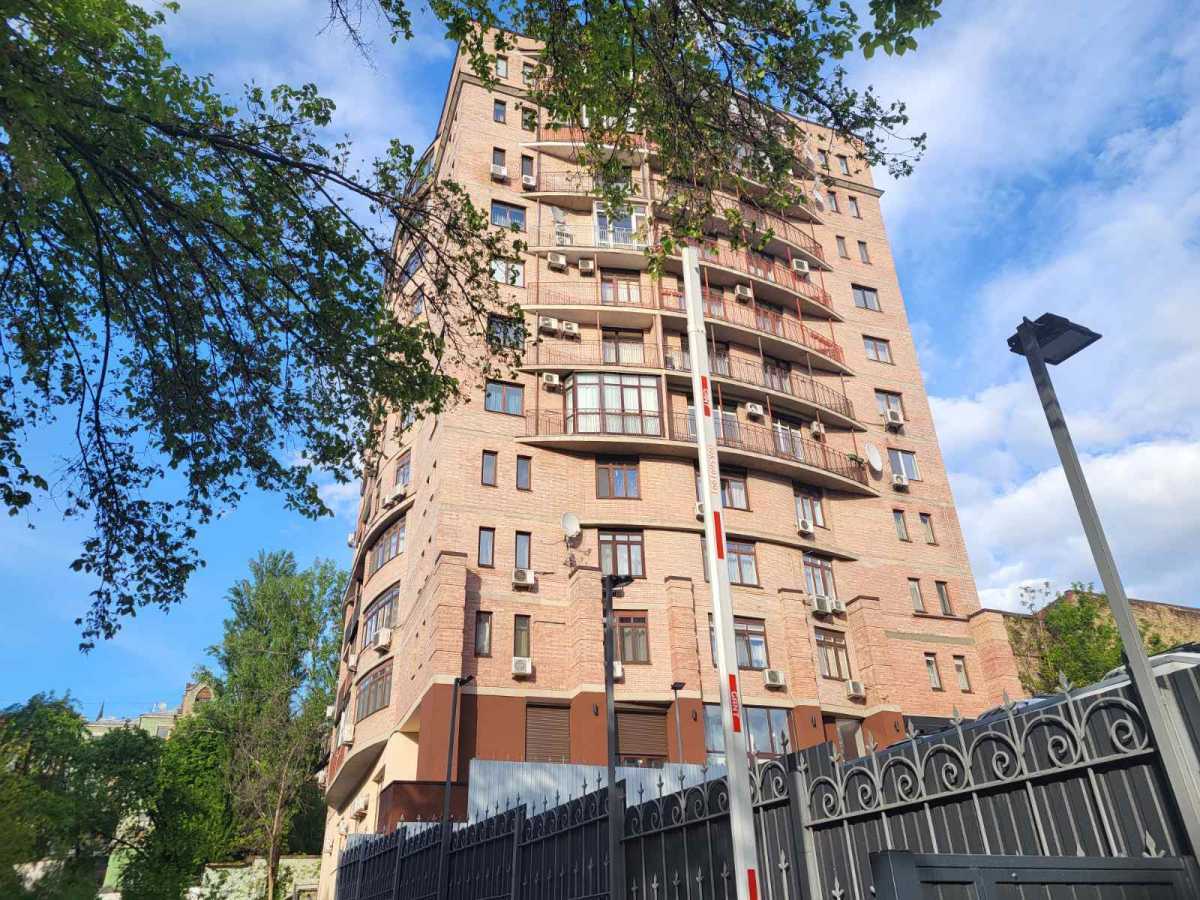 Оренда 3-кімнатної квартири 150 м², Тургенєвська, 28а-30а