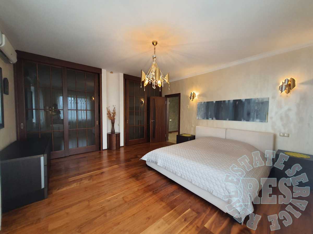 Оренда 3-кімнатної квартири 150 м², Тургенєвська, 28а-30а