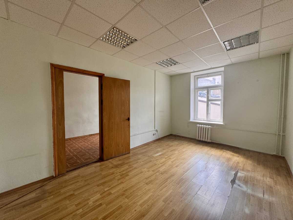 Аренда офиса 900 м², Богдана Хмельницкого ул., 3