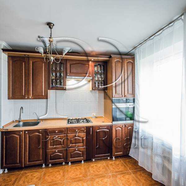 Продажа 3-комнатной квартиры 70 м², Симиренко ул., 2/19