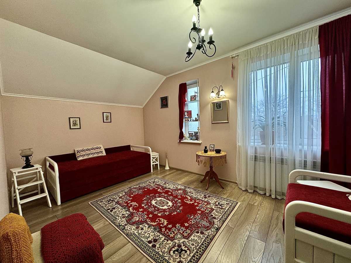 Продаж будинку 160 м², Лугова